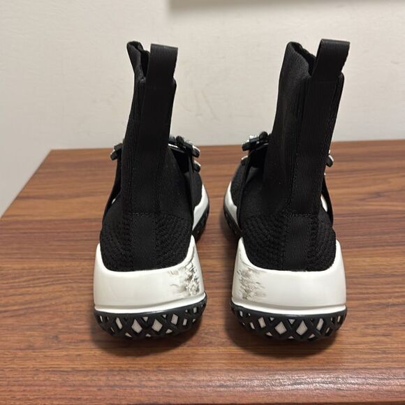 Fashionable Mesh & Neoprene Black Sneaker with Crystal Embellished Buckle. - Picture 4 of 9